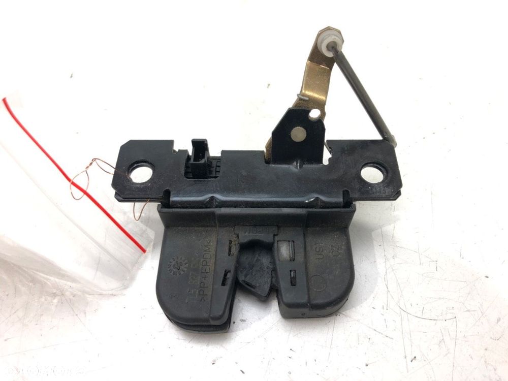 ZAMEK KLAPY TYLNEJ - 79.00 PLN - PORSCHE CAYENNE (9PA) 2002 - 2010 S 4.5 250 kW [340 KM] benzyna - 3