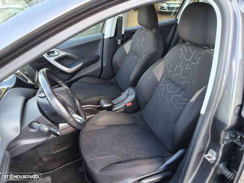 Peugeot 2008 1.6 BlueHDi Active - 9