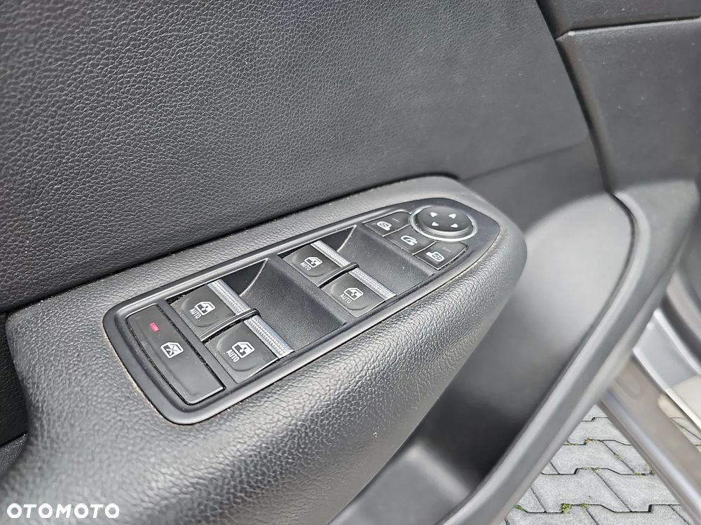 Renault Arkana 1.3 TCe mHEV Zen EDC - 27