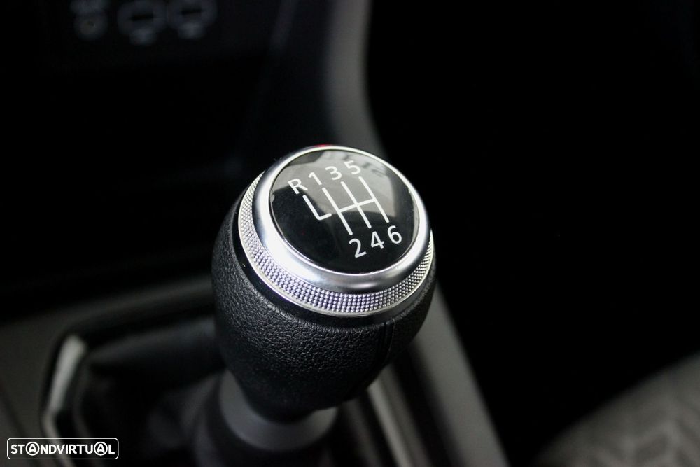 Renault Clio 1.0 TCe Limited Bi-Fuel - 31