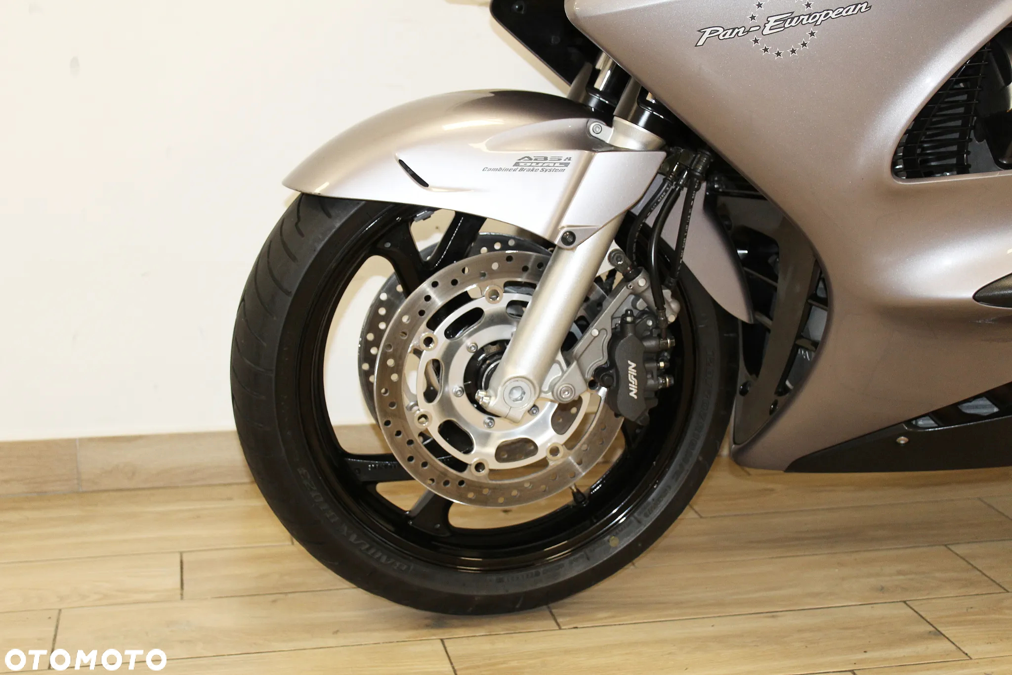 Honda ST - 24