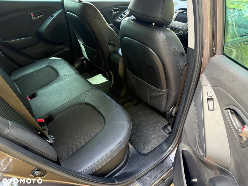 Hyundai ix35 1.6 2WD blue Style - 10