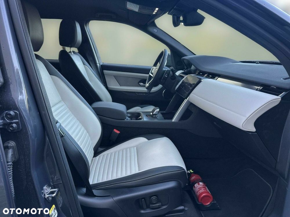 Land Rover Discovery Sport - 18