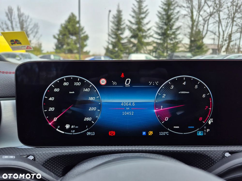 Mercedes-Benz CLA 200 AMG Line 7G-DCT - 19