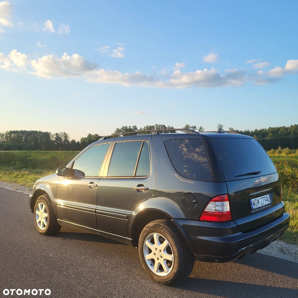 Mercedes-Benz ML 320 - 6