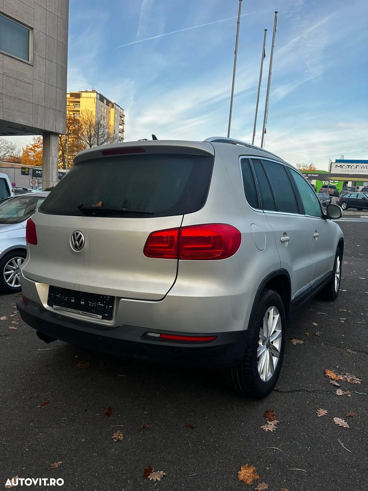 Volkswagen Tiguan 2.0 TDI 4Motion DSG Sport & Style - 3