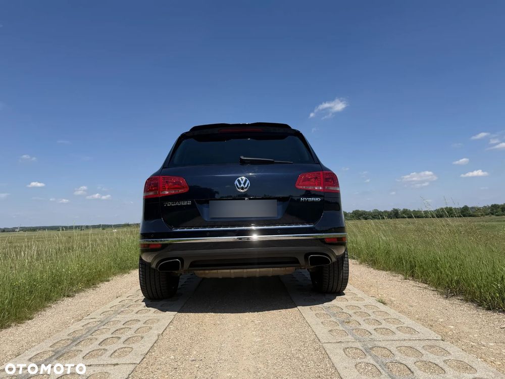Volkswagen Touareg - 6