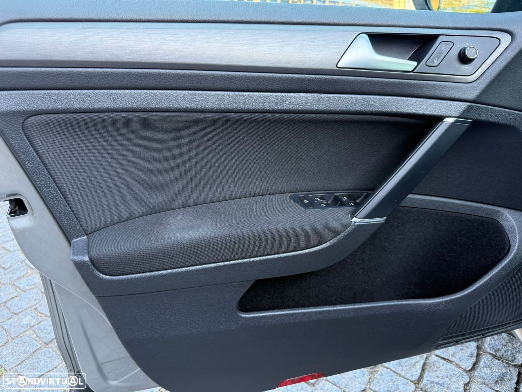 VW Golf 1.2 TSi BlueMotion Comfortline - 24