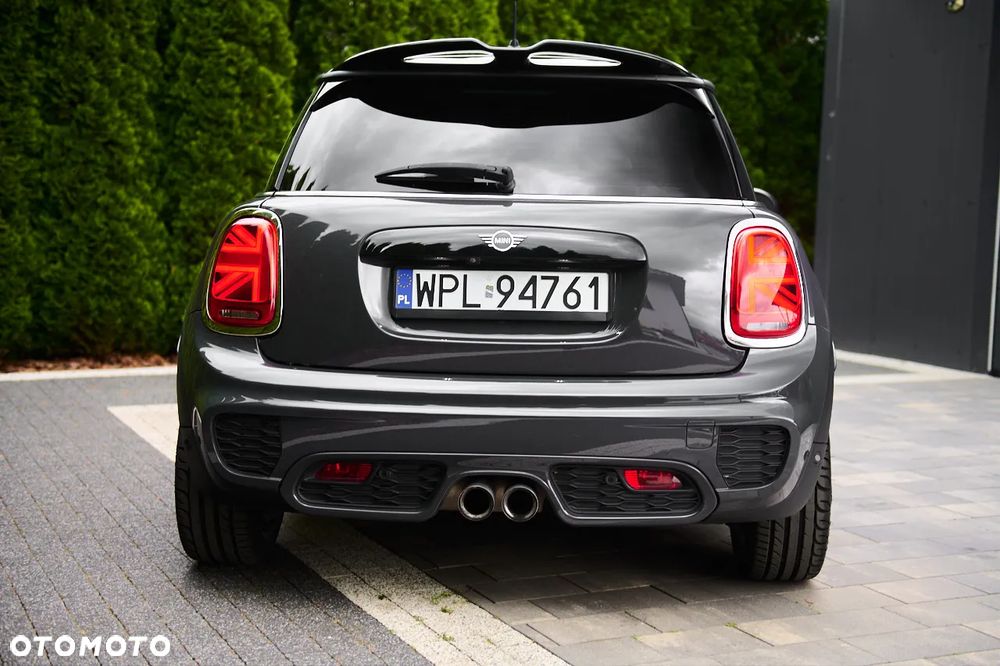 MINI John Cooper Works - 10