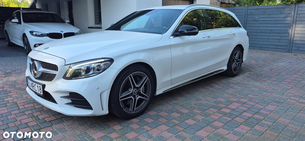 Mercedes-Benz Klasa C 300 9G-TRONIC - 9