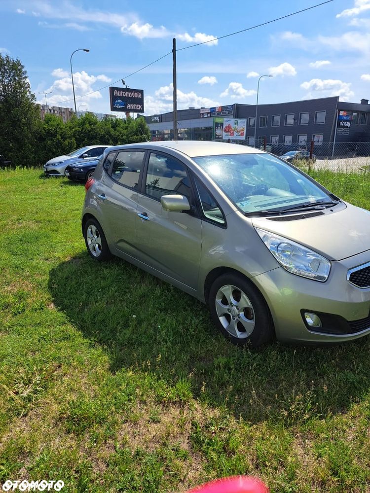 Kia Venga - 2