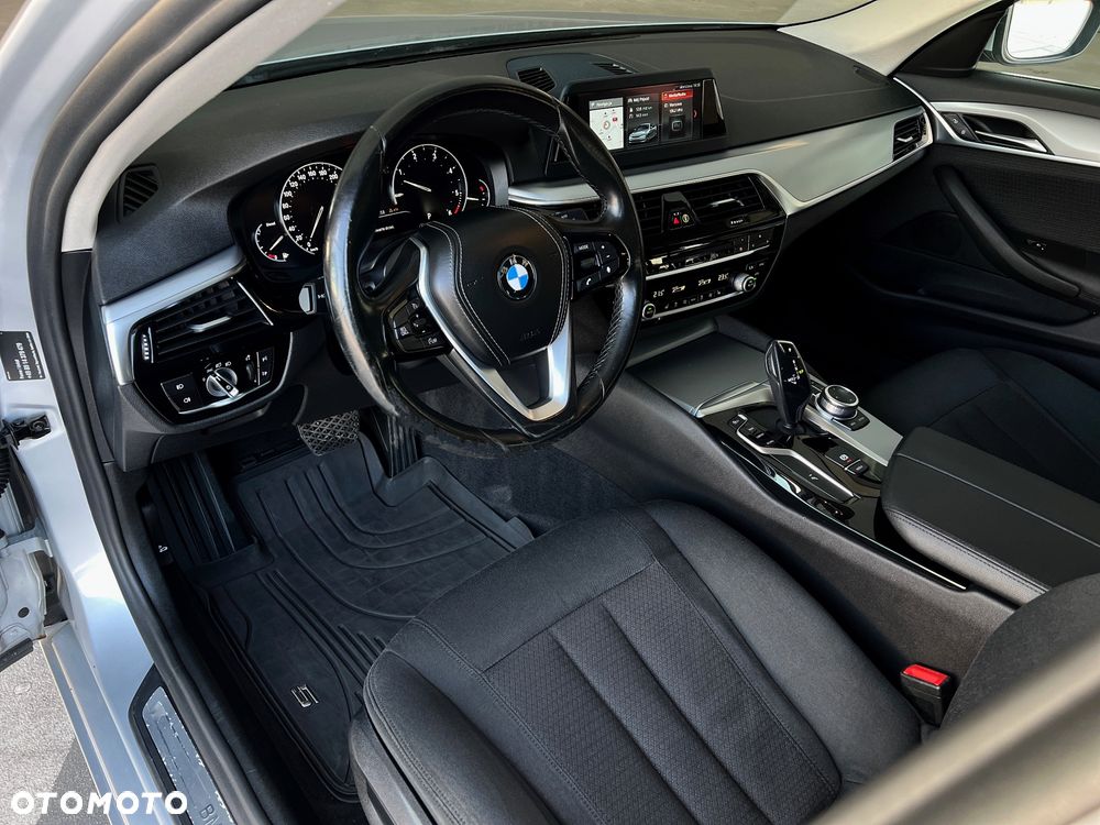 BMW Seria 5 530d xDrive Sport Line - 20