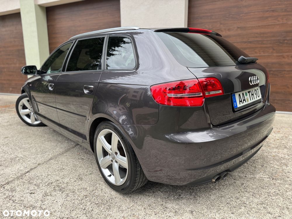 Audi A3 Sportback 2.0 TDI DPF S line Sportpaket - 12