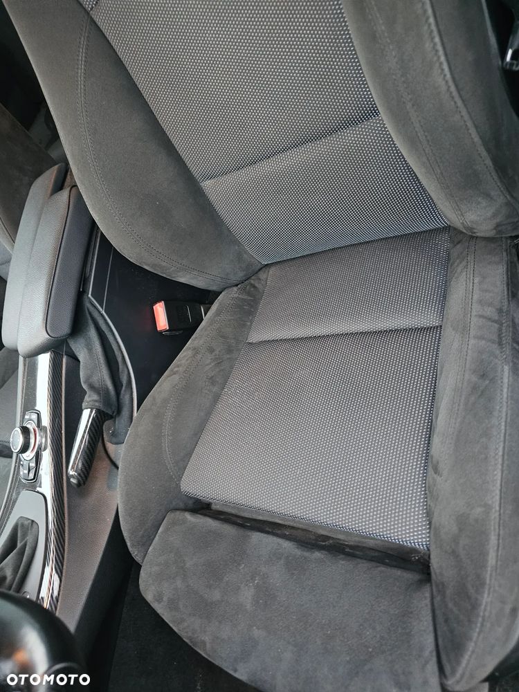 BMW Seria 3 335i xDrive - 12