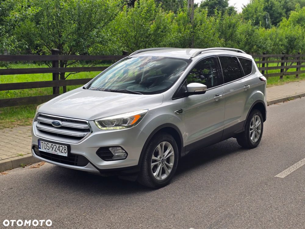 Ford Kuga 2.0 TDCi 2x4 Titanium - 8