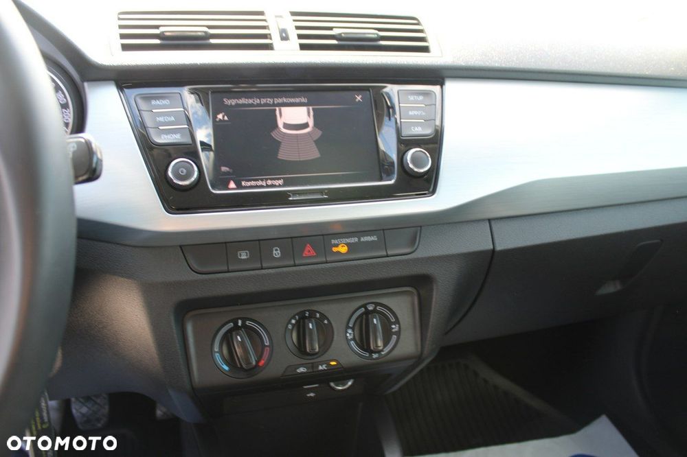 Skoda Fabia - 22