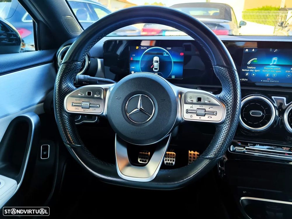 Mercedes-Benz A 180 Limousine d AMG Line - 27