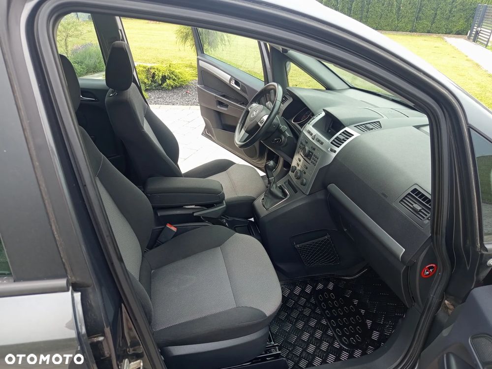 Opel Zafira 1.6 ECOFLEX Family - 12