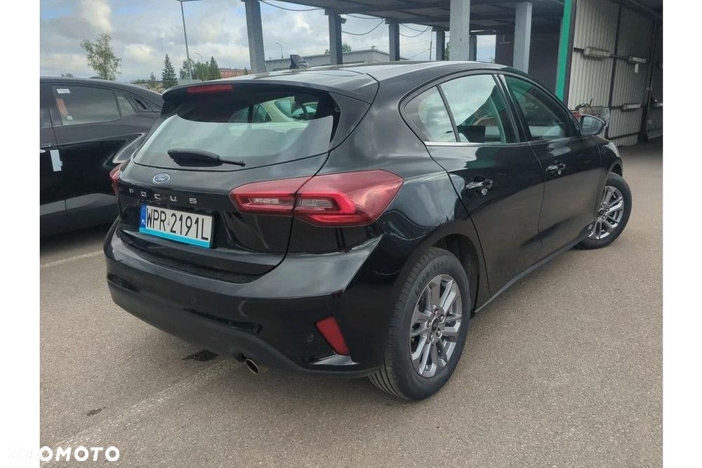 Ford Focus 1.0 EcoBoost Titanium - 3