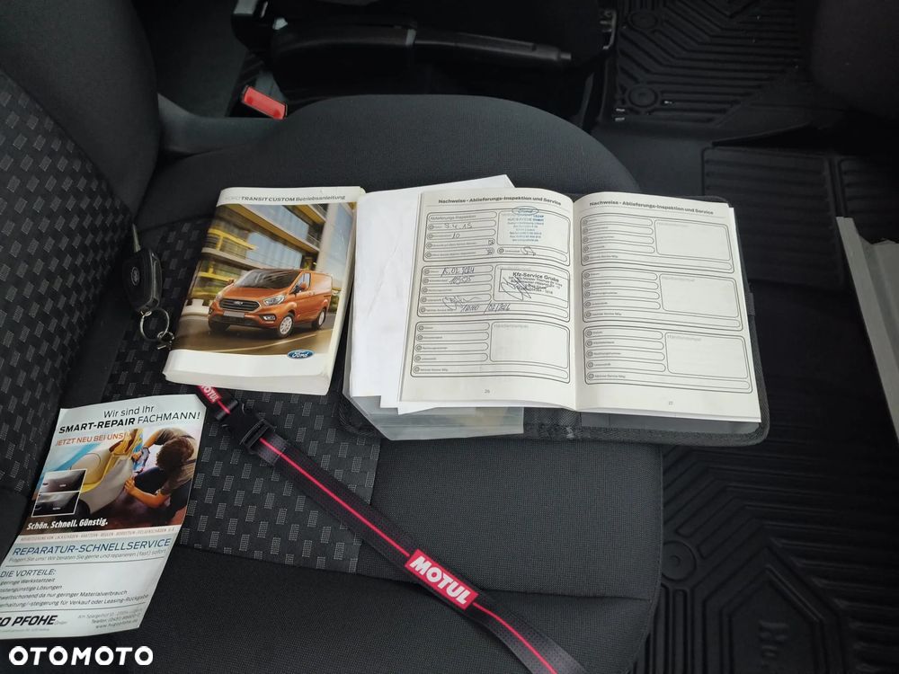 Ford TRANSIT CUSTOM - 10