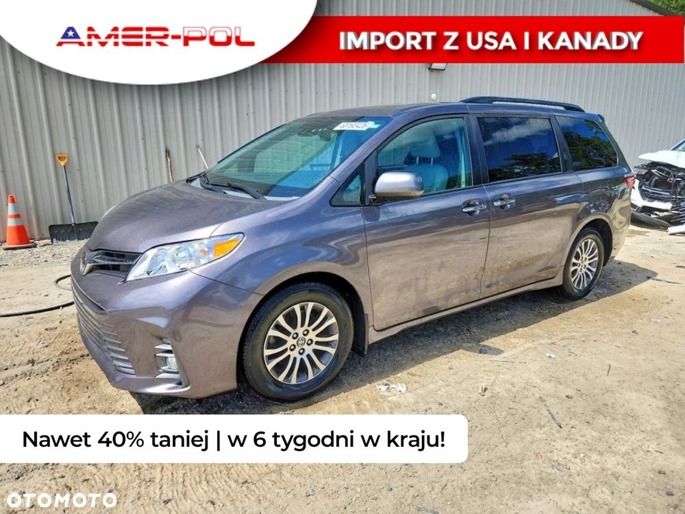 Toyota Sienna - 1