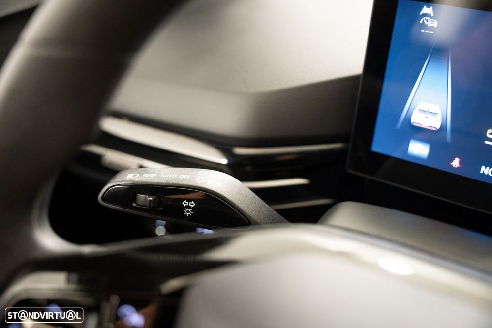 MG MG4 51 kWh Standard - 14