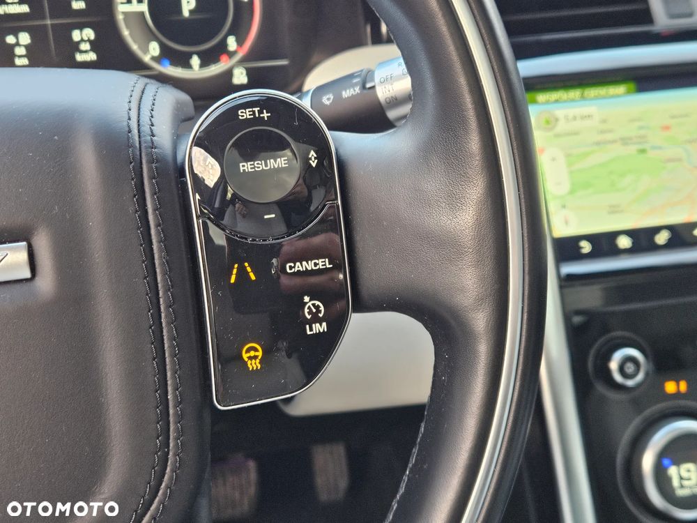 Land Rover Discovery Sport 2.0 D180 HSE - 18