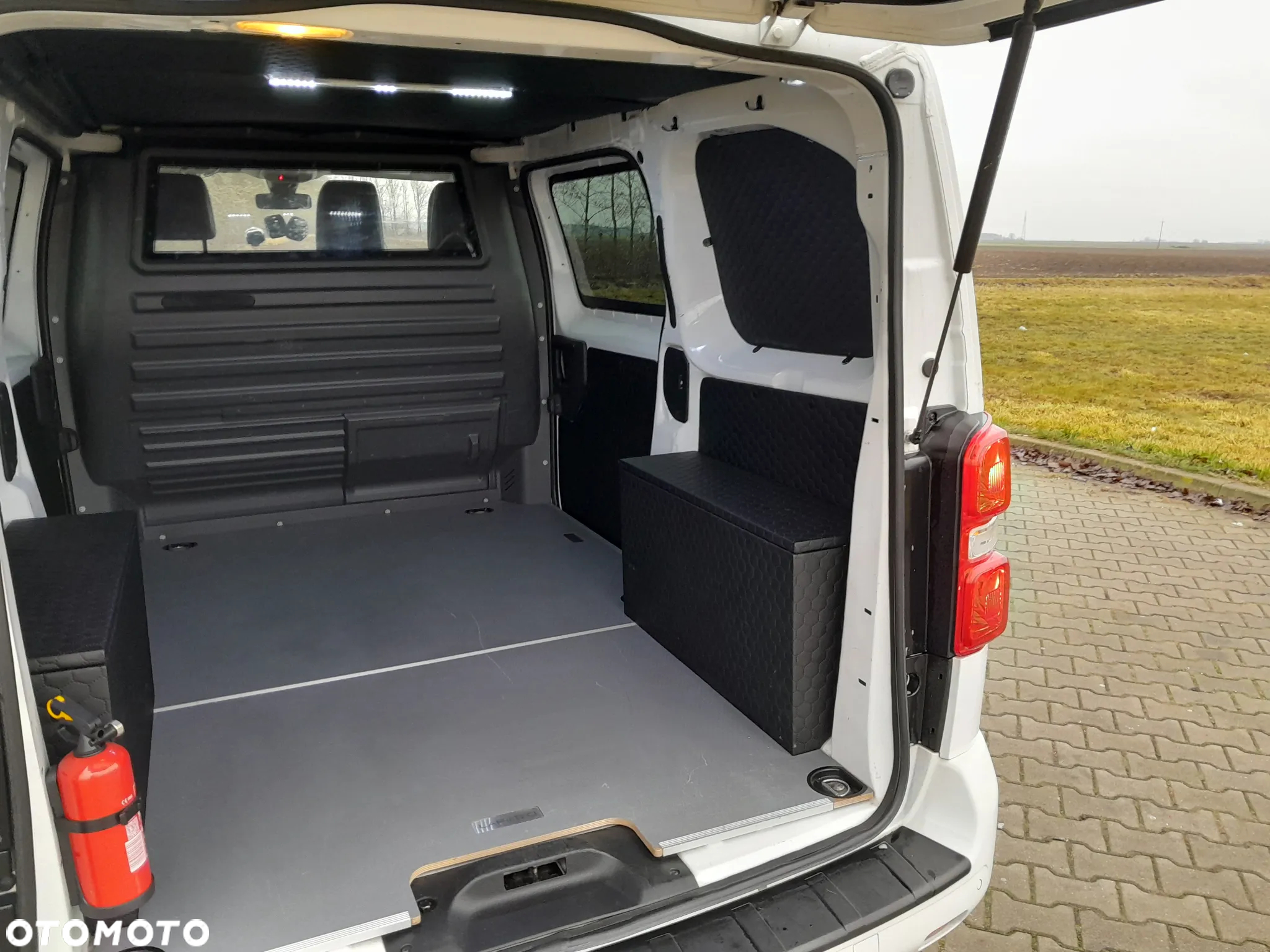 Peugeot Expert - 12