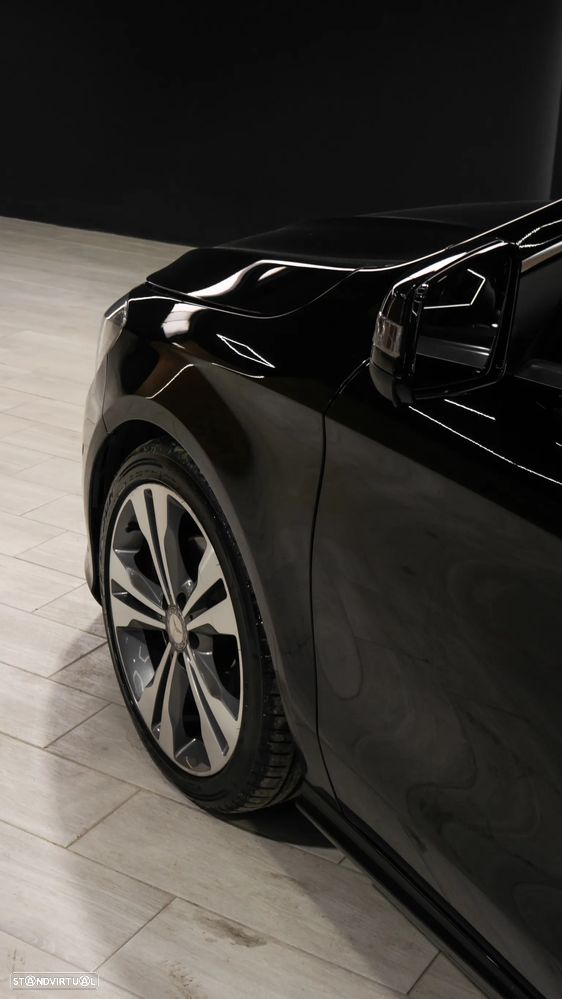 Mercedes-Benz CLA 200 - 5