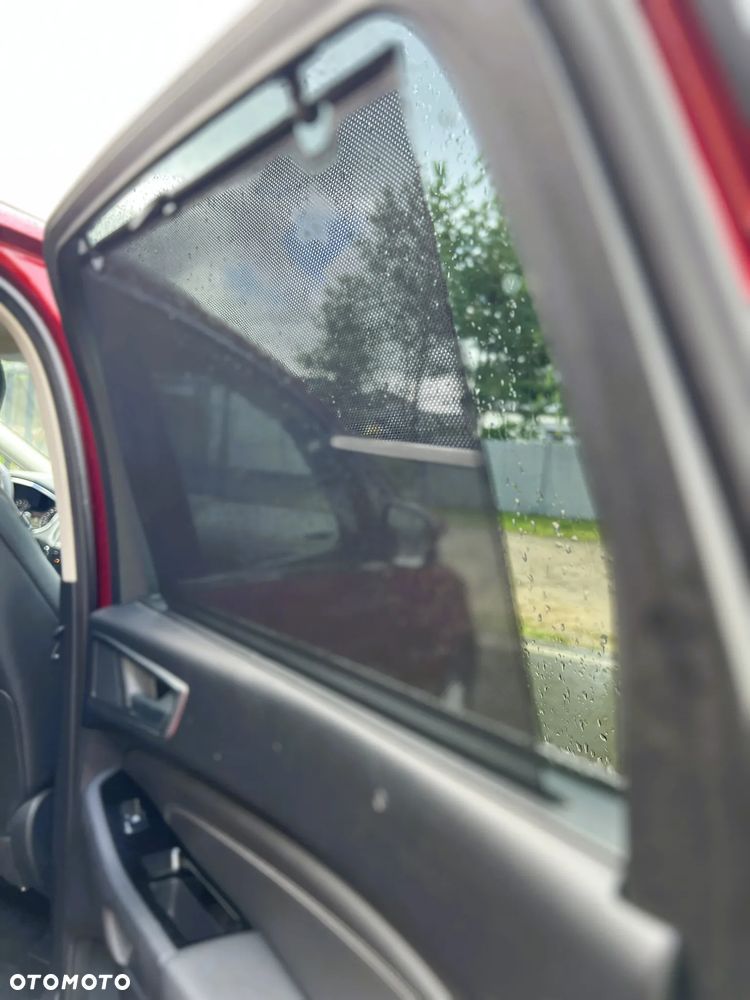 Ford S-Max - 25