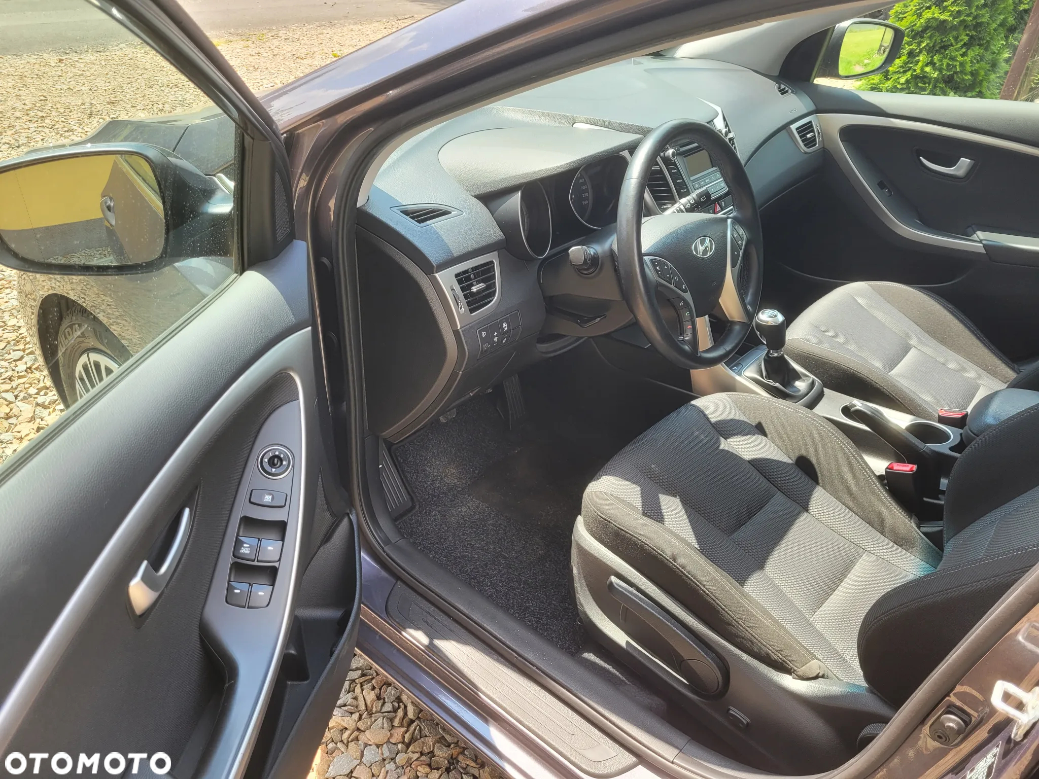 Hyundai i30 blue 1.6 GDI Trend - 13