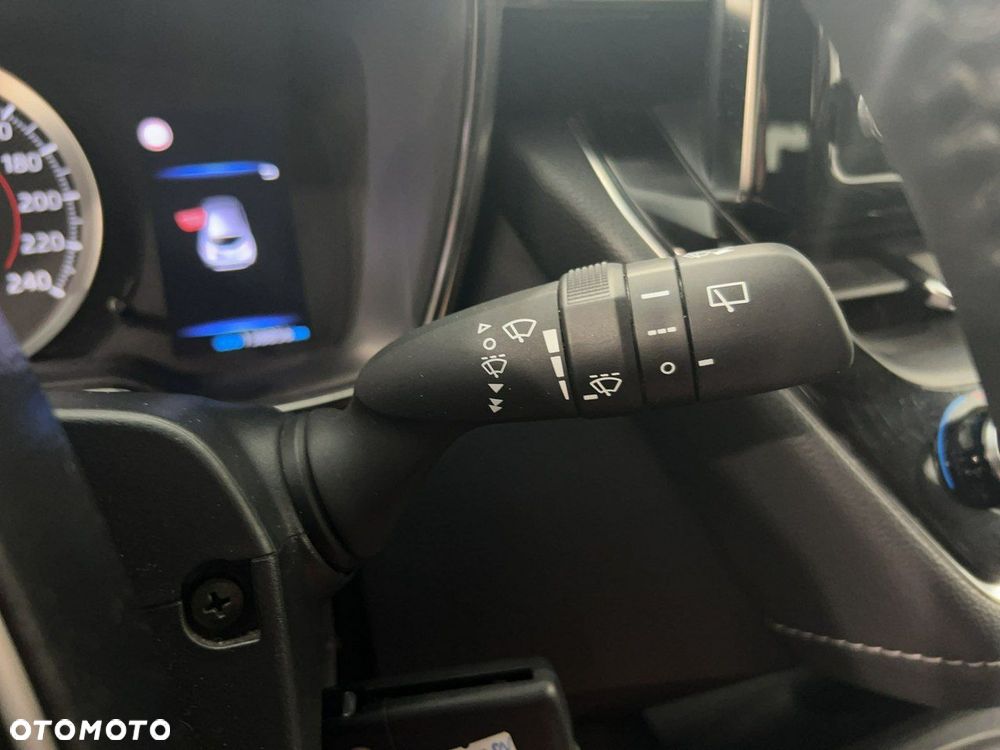 Toyota Corolla - 24