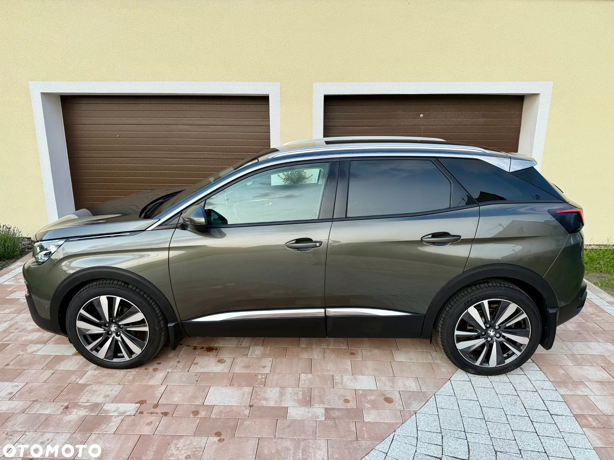 Peugeot 3008 1.5 BlueHDi Allure S&S - 8