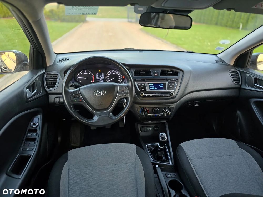 Hyundai i20 1.1 CRDi Passion - 18