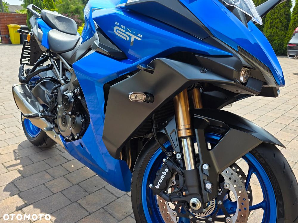 Suzuki GSX 1000 - 7