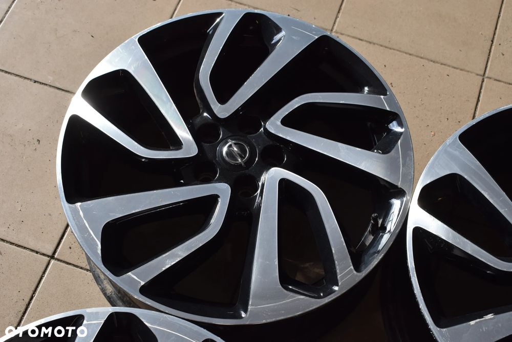 Felgi aluminiowe Opel 7,5Jx19 5x108 - 10