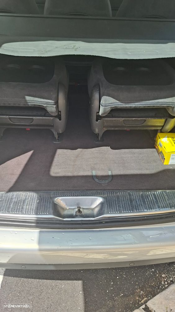 VW Sharan 1.9 TDi Confortline Tip - 12