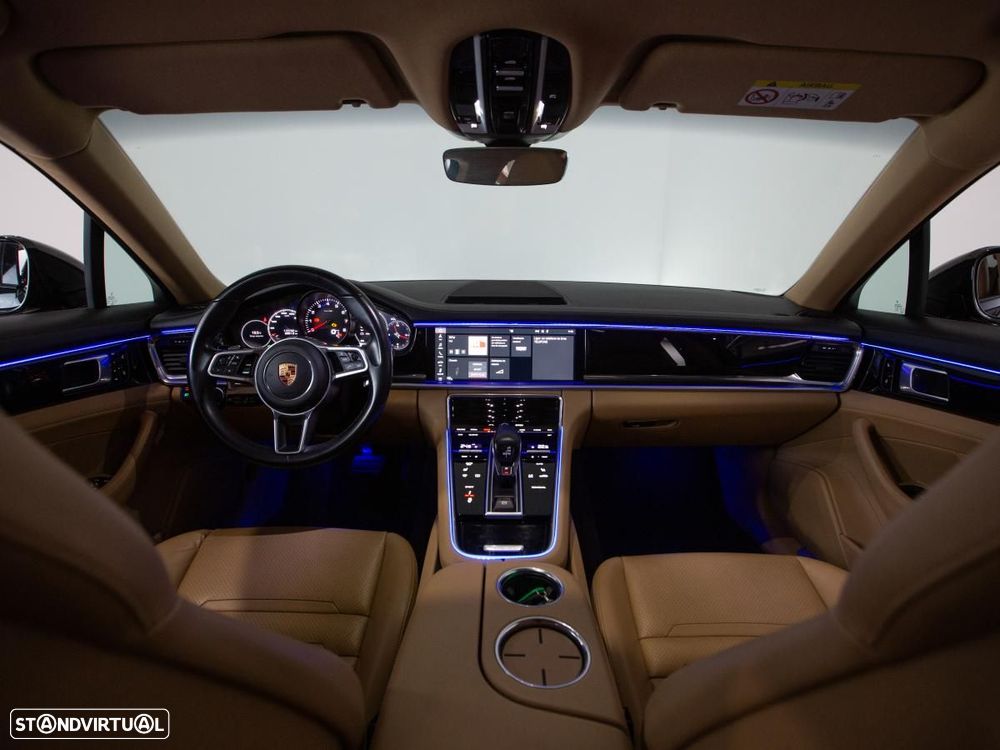 Porsche Panamera Sport Turismo - 9