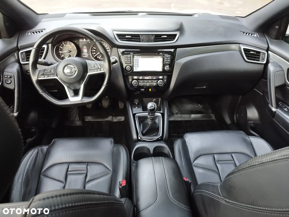 Nissan Qashqai 1.2 DIG-T 360 - 24