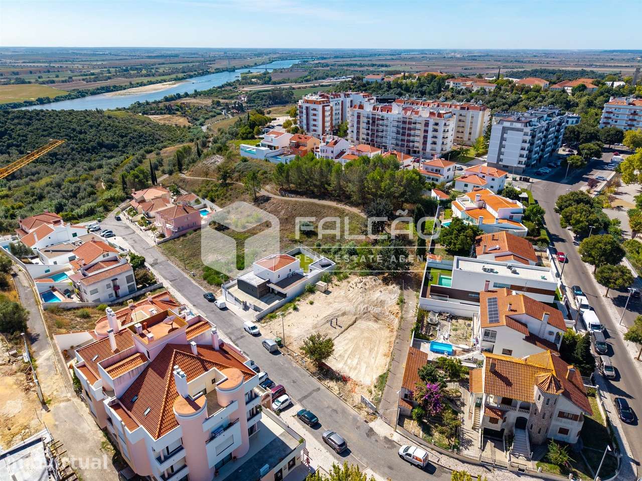 Terreno Para Construção  Venda em Santarém (Marvila), Santa Iria da Ri - Grande imagem: 4/33