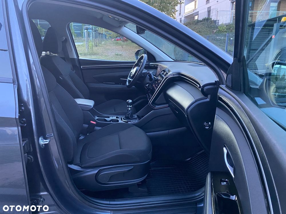 Hyundai Tucson 1.6 T-GDi Executive 2WD - 32