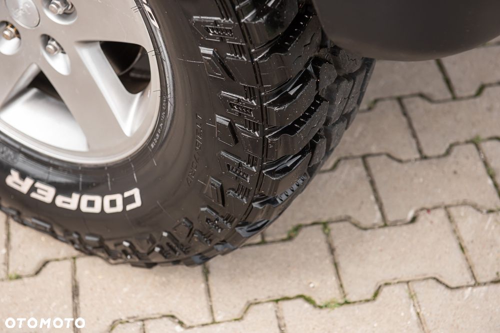 Jeep Wrangler - 33