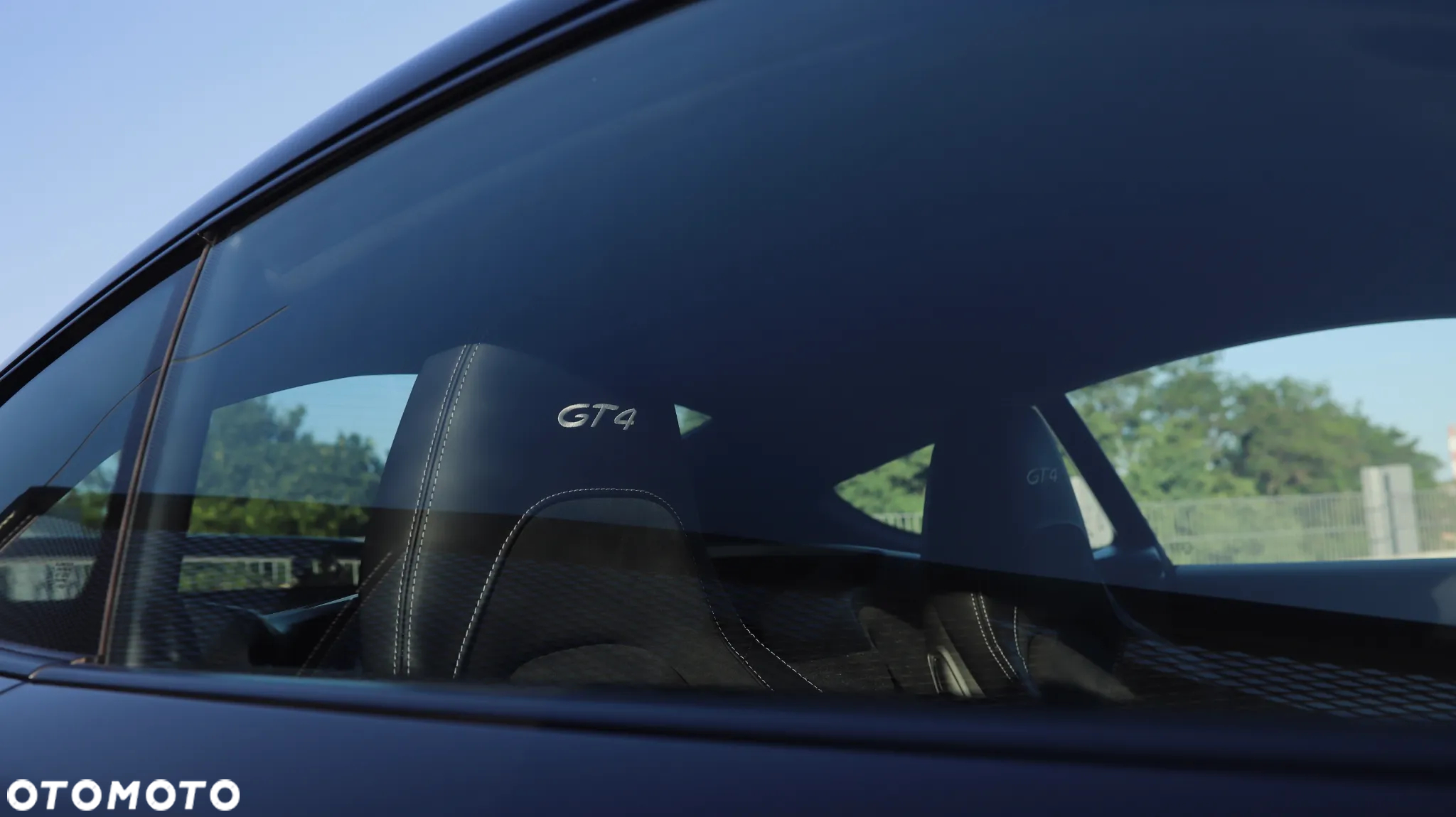 Porsche 718 Cayman GPF GT4 PDK - 11
