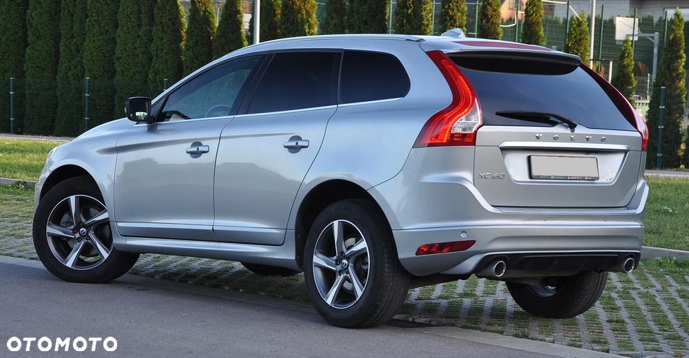 Volvo XC 60 D4 AWD Geartronic Summum - 16
