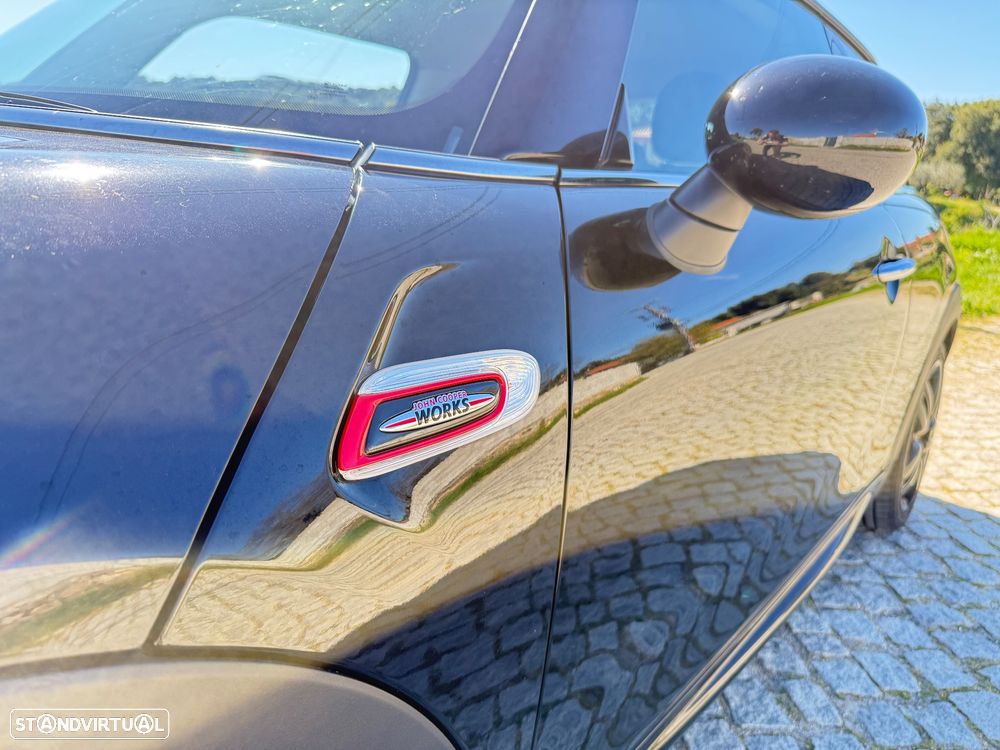 MINI 3 Portas One D - 14