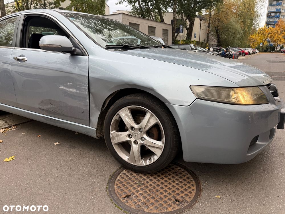 Honda Accord 2004 photo 4