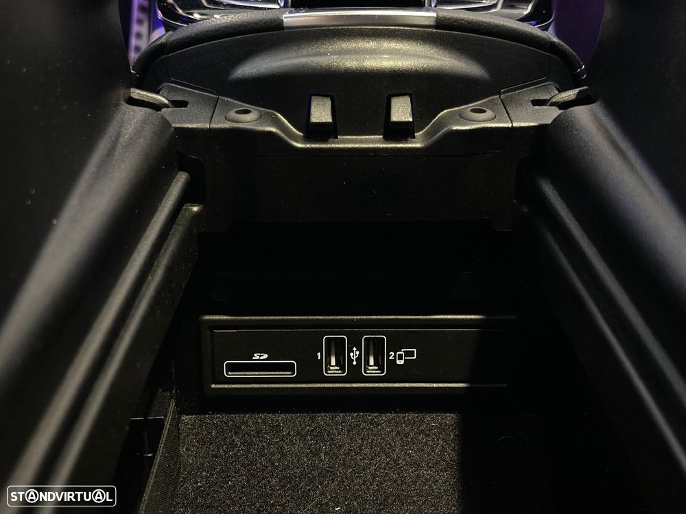 Mercedes-Benz E 220 d 9G-TRONIC AMG Line - 37