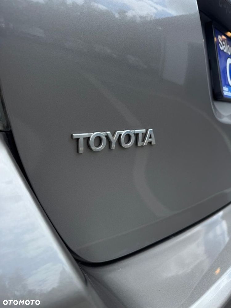 Toyota Corolla Verso - 17