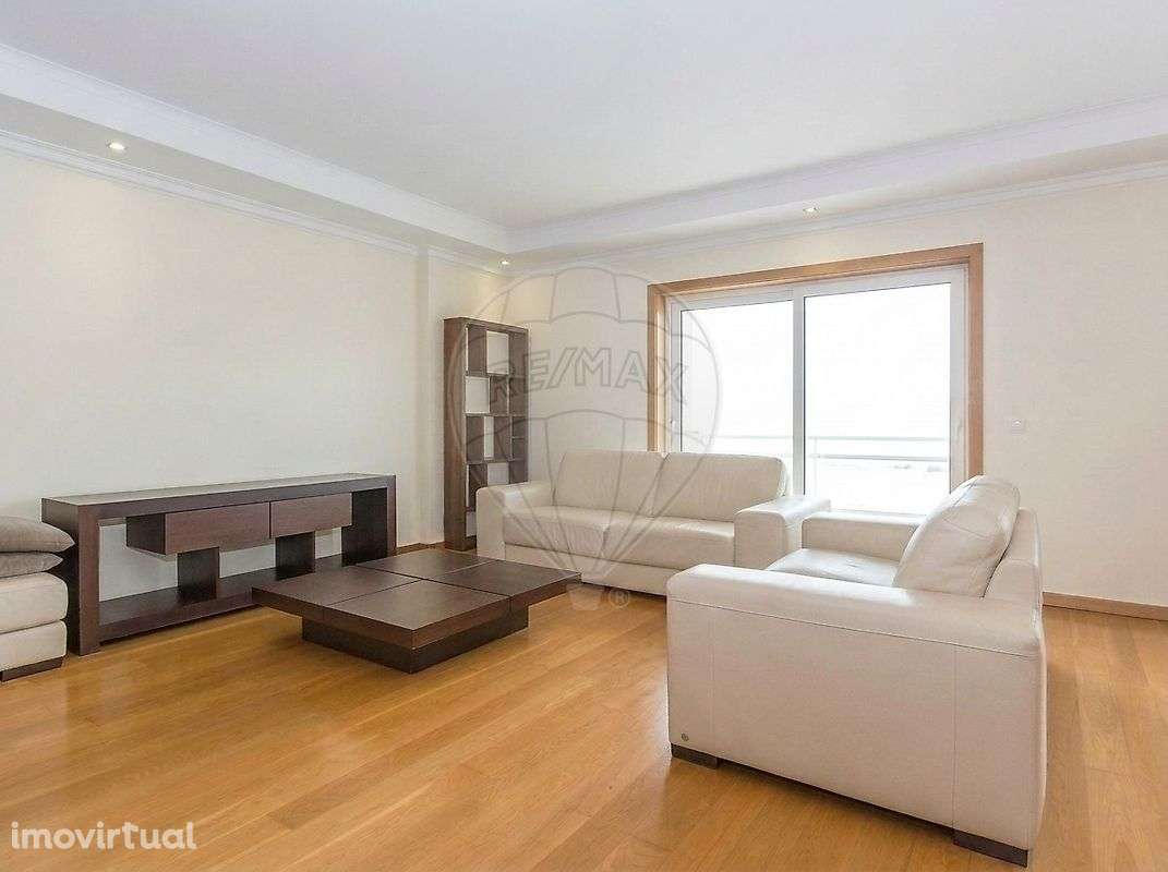 Apartamento T3 para arrendamento - Grande imagem: 2/22