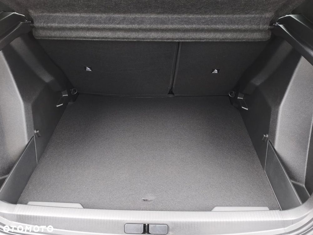 Peugeot 2008 PureTech 100 Style S&S BVM6 - 17